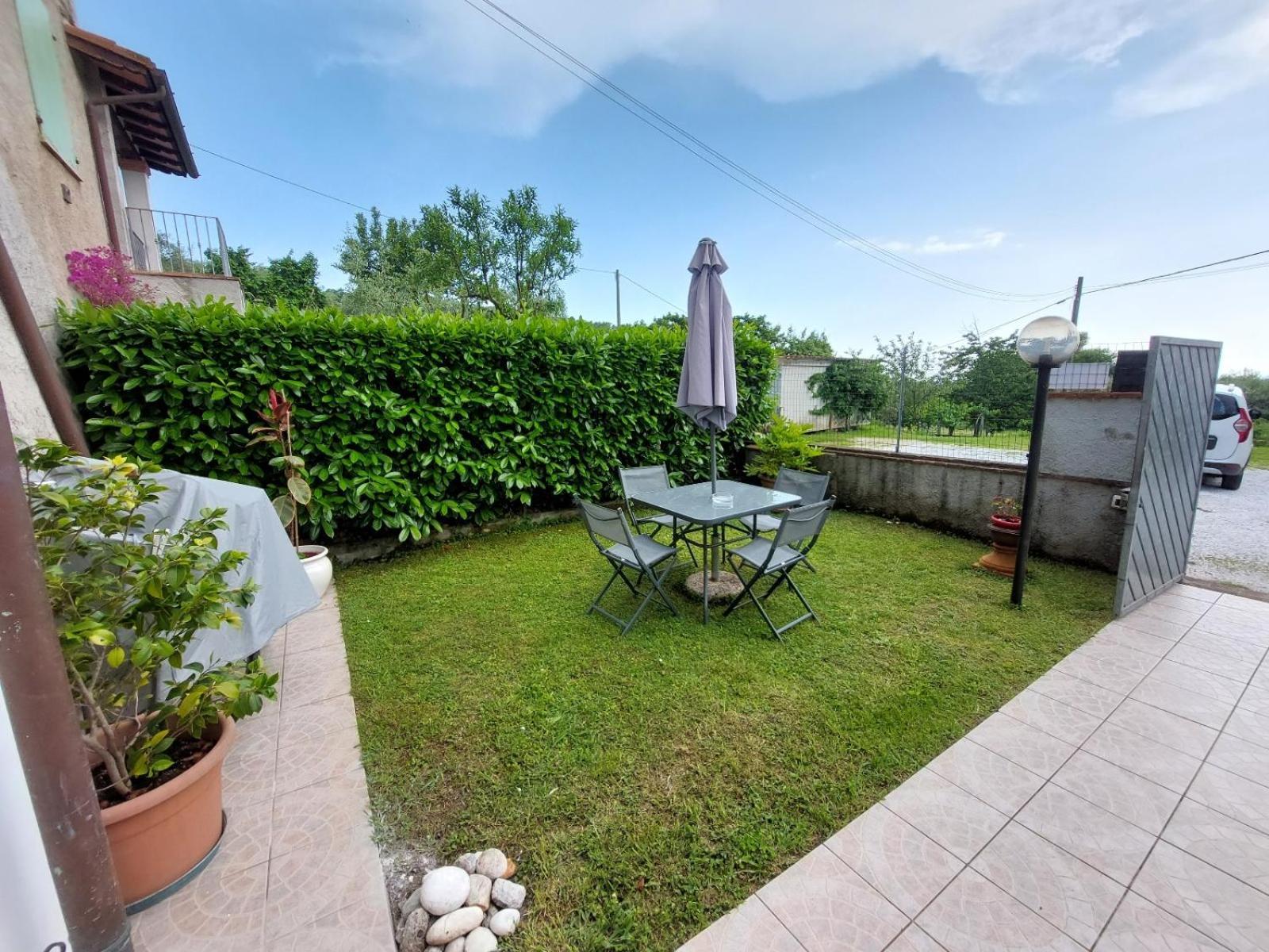 Casa Bianca Villa Пиетрасанта Екстериор снимка