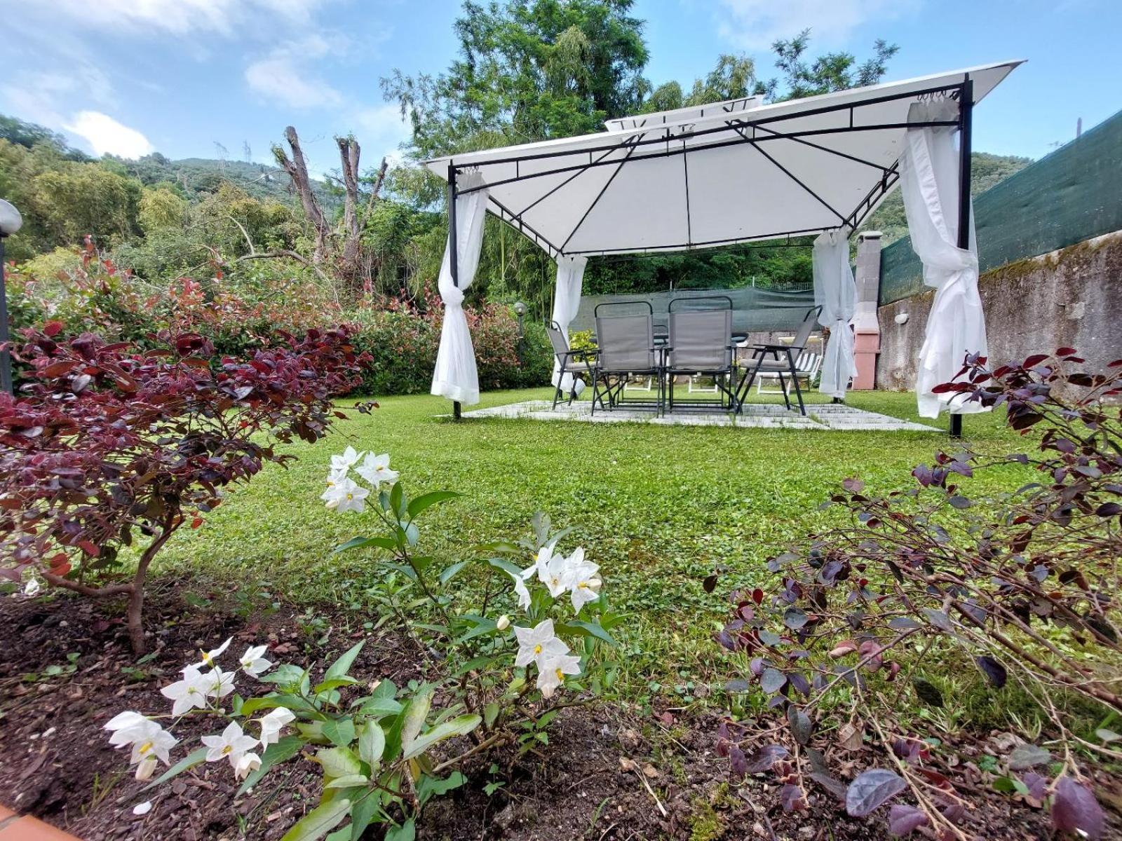 Casa Bianca Villa Пиетрасанта Екстериор снимка