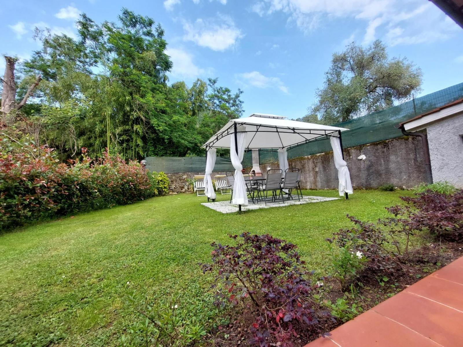 Casa Bianca Villa Пиетрасанта Екстериор снимка